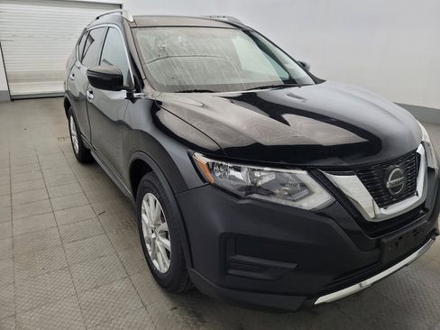 Used 2018 Nissan Rogue SV AWD/4WD image 14