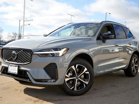 New 2026 Volvo XC60 B5 Core image 2