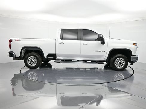 Certified 2025 Chevrolet Silverado 2500 LT w/ Convenience Package image 5