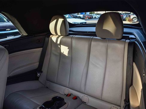 Used 2020 BMW 230i Convertible w/ Premium Package image 20