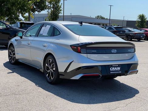 Used 2025 Hyundai Sonata SEL FWD image 5