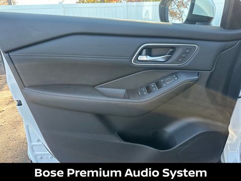 New 2026 Nissan Rogue Platinum w/ Platinum Premium Package image 12