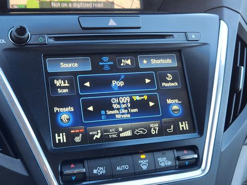 Used 2017 Acura MDX SH-AWD w/ Advance Package image 27