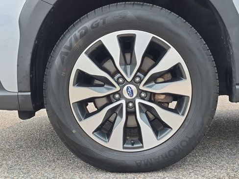 Used 2024 Subaru Outback Limited AWD/4WD image 6