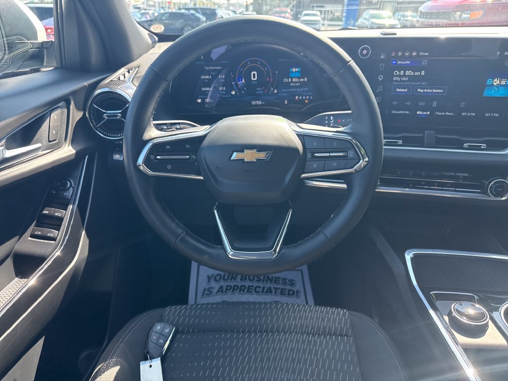 Used 2026 Chevrolet Equinox LT FWD image 16