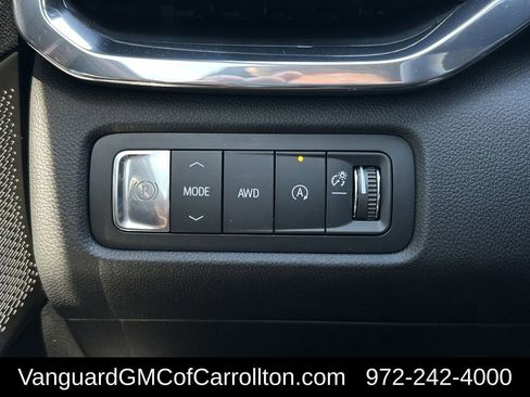 New 2026 GMC Acadia Denali Ultimate w/ LPO, Floor Liner Package AWD/4WD image 20