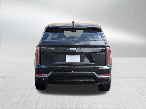 Used 2025 Cadillac Escalade IQ Sport 2 AWD/4WD image 6