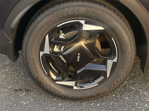 New 2026 Kia Sportage EX image 8