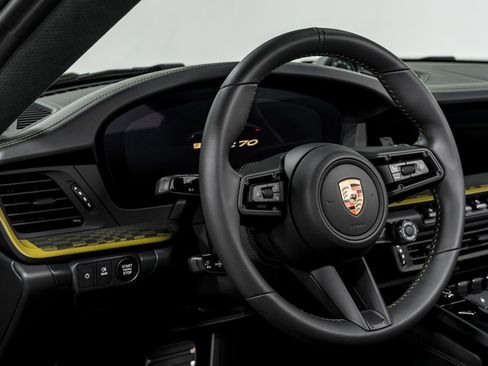 Used 2026 Porsche 911 Carrera GTS image 15