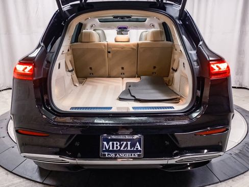 Used 2025 Mercedes-Benz EQS 580 4MATIC SUV image 24
