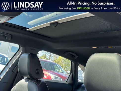 Used 2019 Volkswagen Jetta GLI Autobahn FWD image 24