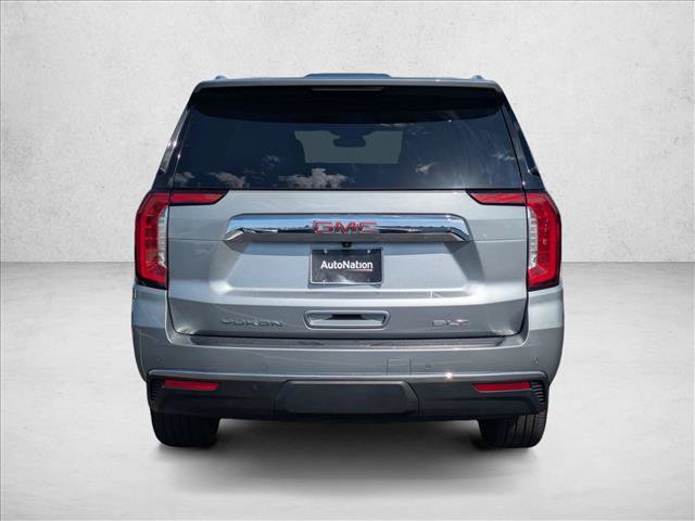 Used 2024 GMC Yukon XL SLT w/ SLT Premium Package AWD/4WD image 7