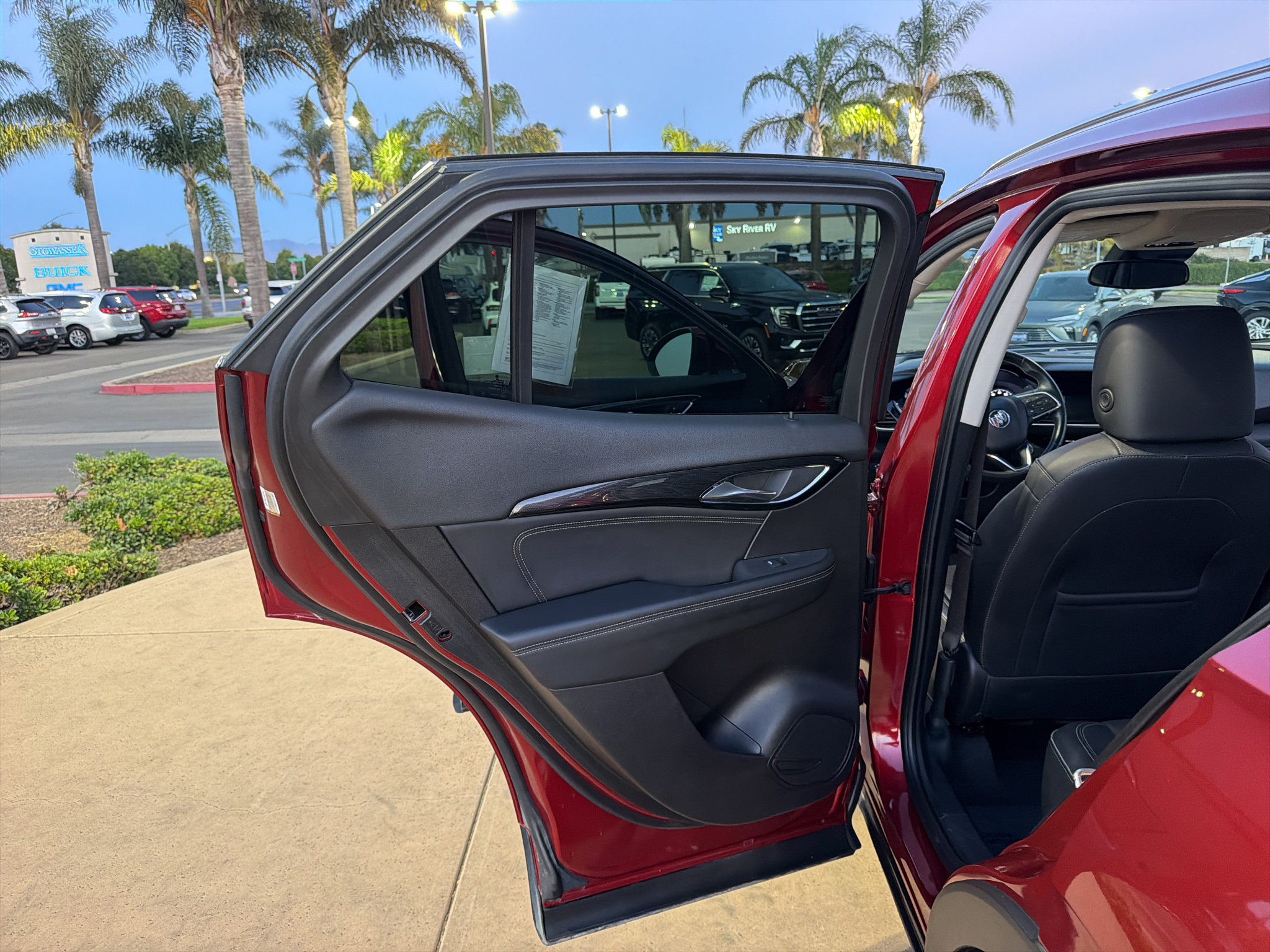 Used 2023 Buick Envision Essence FWD image 15