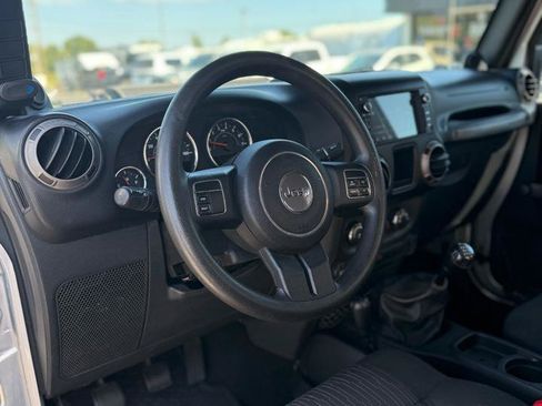 Used 2011 Jeep Wrangler Sport AWD/4WD image 7