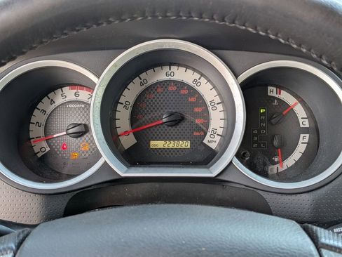 Used 2013 Toyota Tacoma PreRunner w/ SR5 Pkg RWD image 16