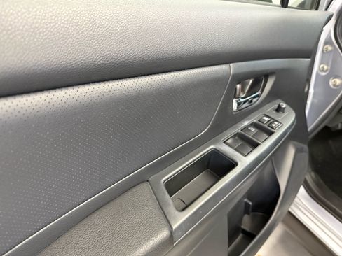 Used 2014 Subaru Crosstrek 2.0i Limited image 24