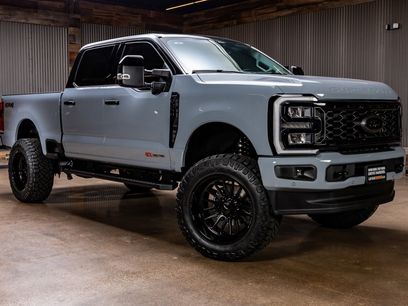 Used 2026 Ford F250 Lariat w/ Black Appearance Package