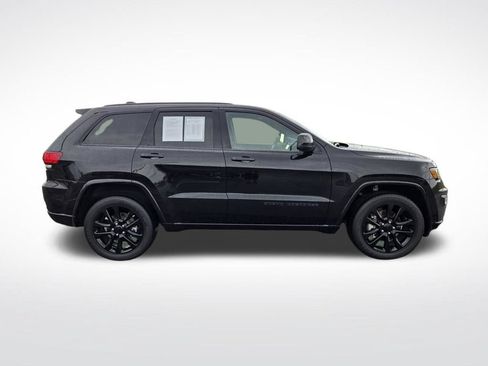 Used 2021 Jeep Grand Cherokee Laredo X AWD/4WD image 2