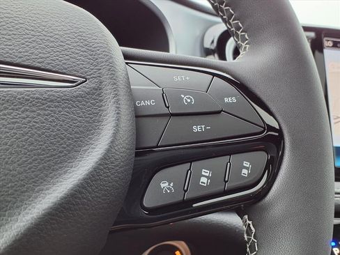 New 2026 Chrysler Pacifica Limited w/ S Appearance Package image 11