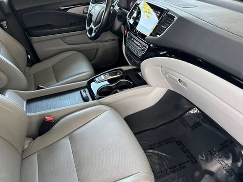 Certified 2021 Honda Pilot Elite image 22