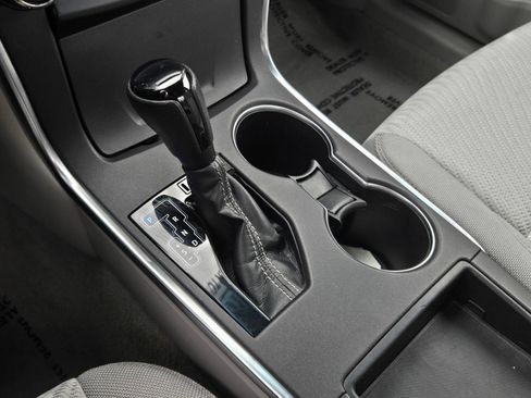 Certified 2016 Toyota Camry LE FWD image 15