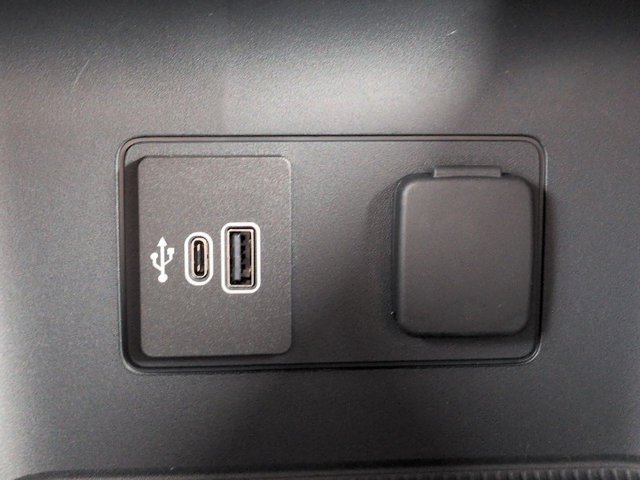 New 2027 Ford Explorer ST-Line w/ Premium Package RWD image 24