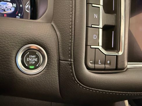 Used 2024 GMC Yukon Denali w/ Denali Reserve Package AWD/4WD image 43