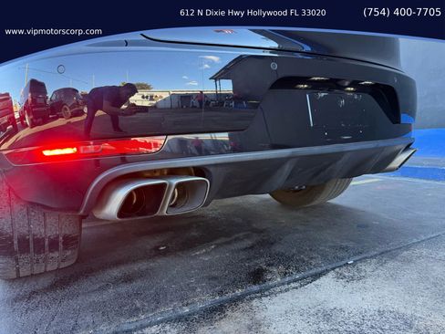 Used 2015 Porsche Macan Turbo image 10