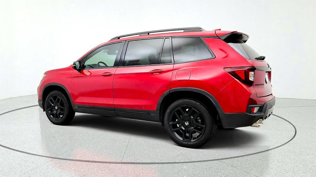 Used 2024 Honda Passport Black Edition image 7