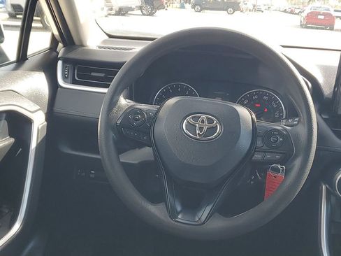 Used 2019 Toyota RAV4 LE image 25