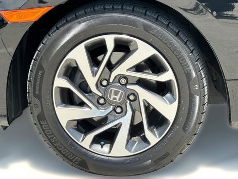 Used 2016 Honda Civic EX image 13