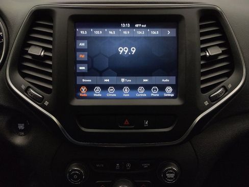 Used 2021 Jeep Cherokee Latitude Lux w/ Sun & Sound Group image 25