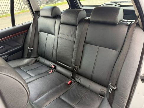 Used 2003 BMW 525i Wagon image 23