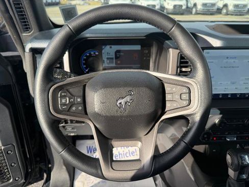 Certified 2023 Ford Bronco Outer Banks AWD/4WD image 12