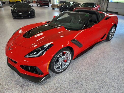 Used 2019 Chevrolet Corvette ZR1 image 2
