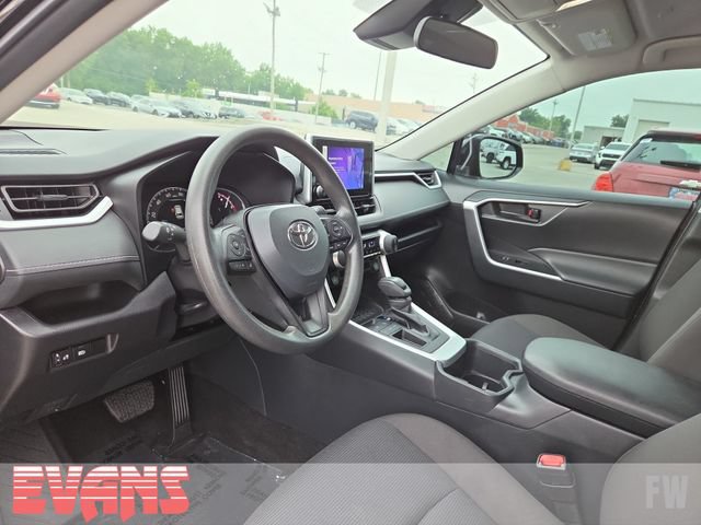Certified 2025 Toyota RAV4 LE FWD image 21