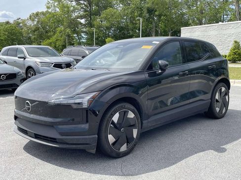 Used 2025 Volvo EX30 Ultra w/ Protection Package Premier AWD/4WD image 2