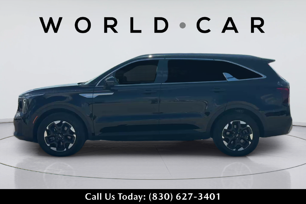 Used 2025 Kia Sorento S FWD image 4