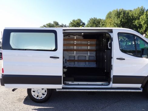 Used 2025 Ford Transit 250 Low Roof w/ Exterior Upgrade Package RWD image 25