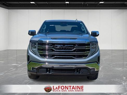 Certified 2023 GMC Sierra 1500 SLT w/ SLT Premium Package AWD/4WD image 8