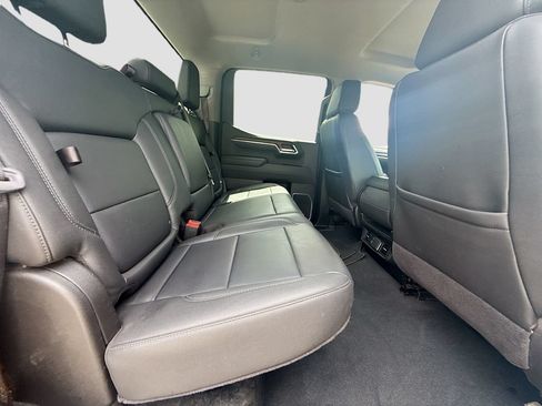 Used 2025 GMC Sierra 1500 SLT AWD/4WD image 30