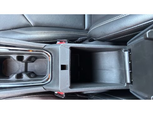 Used 2025 Jeep Compass Limited AWD/4WD image 18