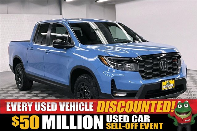 Used 2025 Honda Ridgeline TrailSport+ image 1