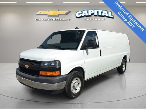 Used 2022 Chevrolet Express 2500 Extended w/ Driver Convenience Package RWD image 9