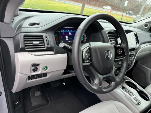 Certified 2022 Honda Pilot Special Edition image 11