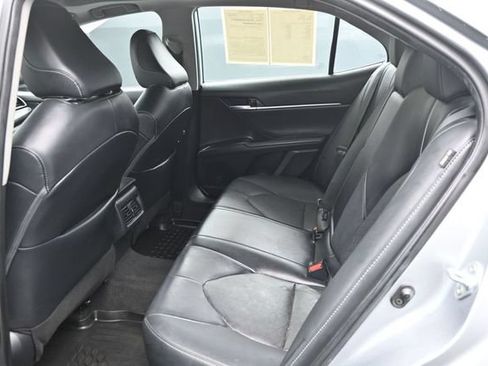 Used 2023 Toyota Camry XSE FWD image 13