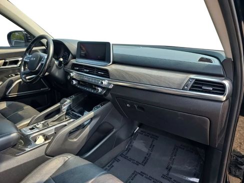 Used 2022 Kia Telluride EX w/ EX Premium Package FWD image 19