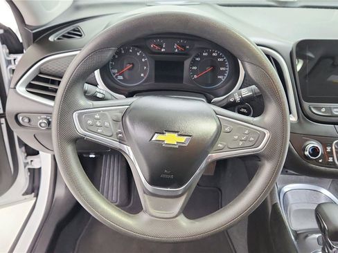 Used 2023 Chevrolet Malibu LT image 27