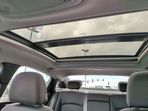 Used 2024 Chevrolet Malibu LT image 23