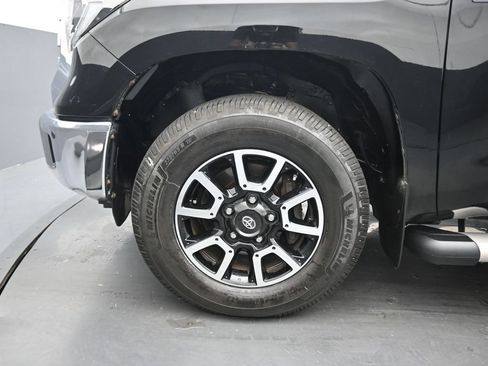 Used 2018 Toyota Tundra Limited w/ Limited Premium Package AWD/4WD image 56